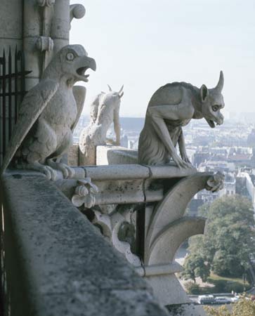 gargoyles and grotesques. Gargoyles, Grotesques and