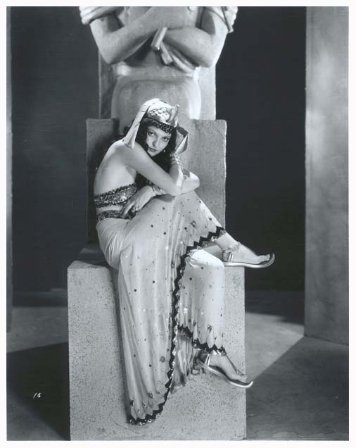 Image result for karloff 1932 mummy zita
